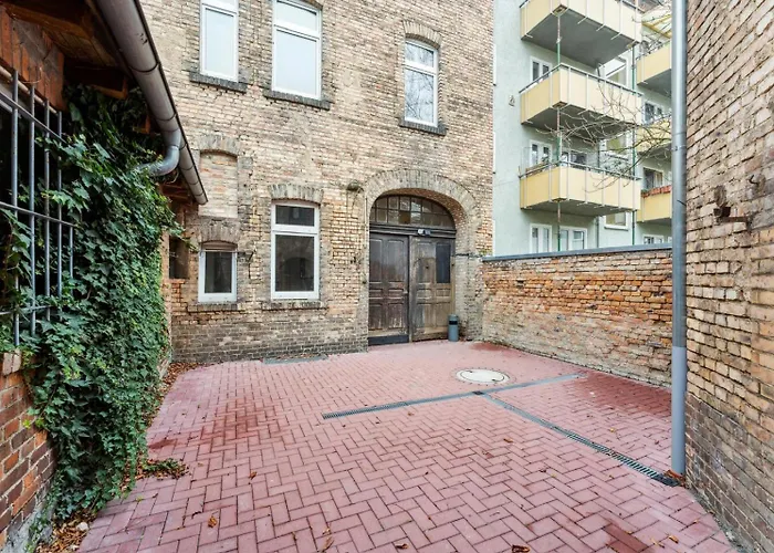 Apartment Geraeumige Monteurswohnungen Inkl Parkmoeglichkeiten Halle (Saale)