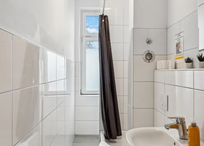 Geraeumige Monteurswohnungen Inkl Parkmoeglichkeiten Apartment